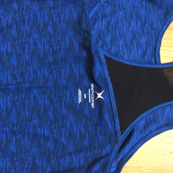 3 Women’s Activewear tops racerback sz small - Picture 5 of 10